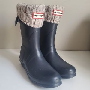 Blue Hunter Winter Boots, Size 7, with Cable Knit